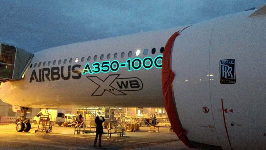 Airbus A350-1000 XWB